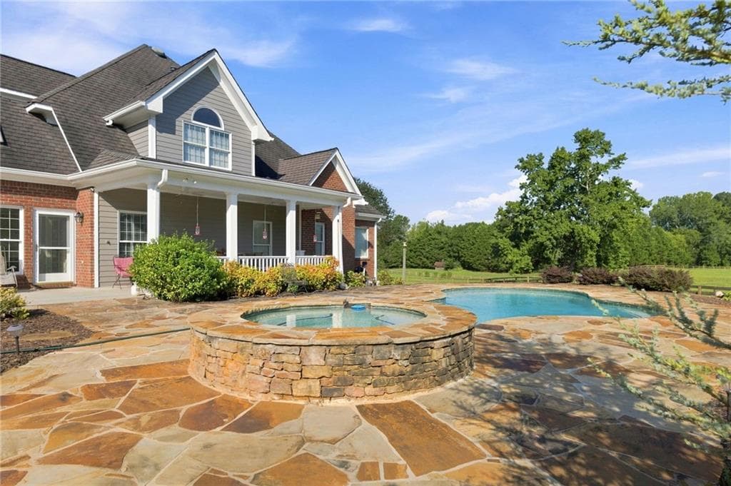 3 bedroom, 4 bathroom, 3,902 sq ft single family residence for sale at 329 Willow Lakes Lane, Jefferson, GA 30549 — photo 6