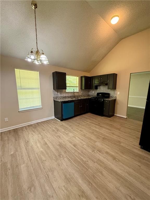 3 bedroom, 3 bathroom, 2,139 sq ft single family residence for rent at 5237 Round Table Drive, Ellenwood, GA 30294 for $2,100 a month — photo 5