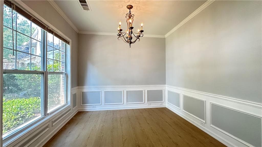 4 bedroom, 3 bathroom single family residence for rent at 2468 Worrall Hill Way, Duluth, GA 30096 for $2,500 a month — photo 2