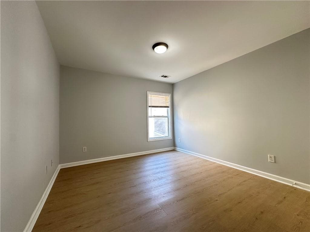 4 bedroom, 3 bathroom single family residence for rent at 2468 Worrall Hill Way, Duluth, GA 30096 for $2,500 a month — photo 9