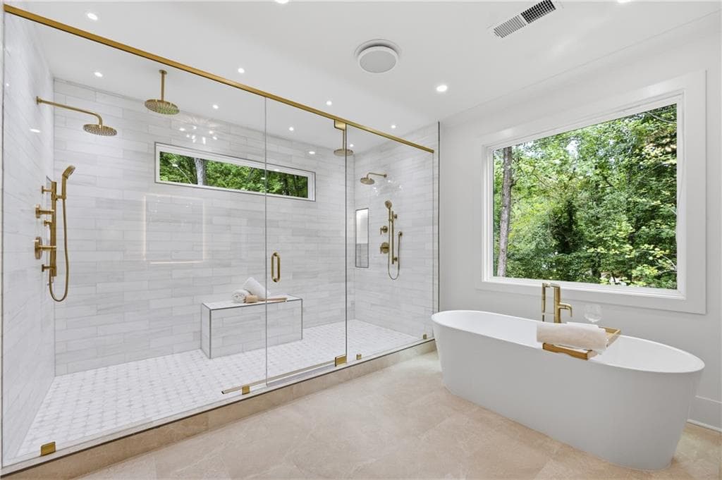 7 bedroom, 7 bathroom, 6,500 sq ft single family residence for sale at 132 Lakeshore Drive, Marietta, GA 30067 — photo 8