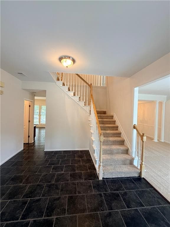 4 bedroom, 4 bathroom, 3,075 sq ft single family residence for rent at 220 Saint Devon Crossing, Johns Creek, GA 30097 for $3,500 a month — photo 3