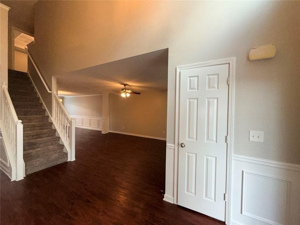 5 bedroom, 3 bathroom, 3,528 sq ft single family residence for sale at 609 Vaughan Drive, Hampton, GA 30228 — photo 3