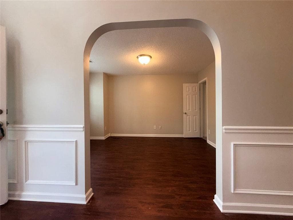 5 bedroom, 3 bathroom, 3,528 sq ft single family residence for sale at 609 Vaughan Drive, Hampton, GA 30228 — photo 5