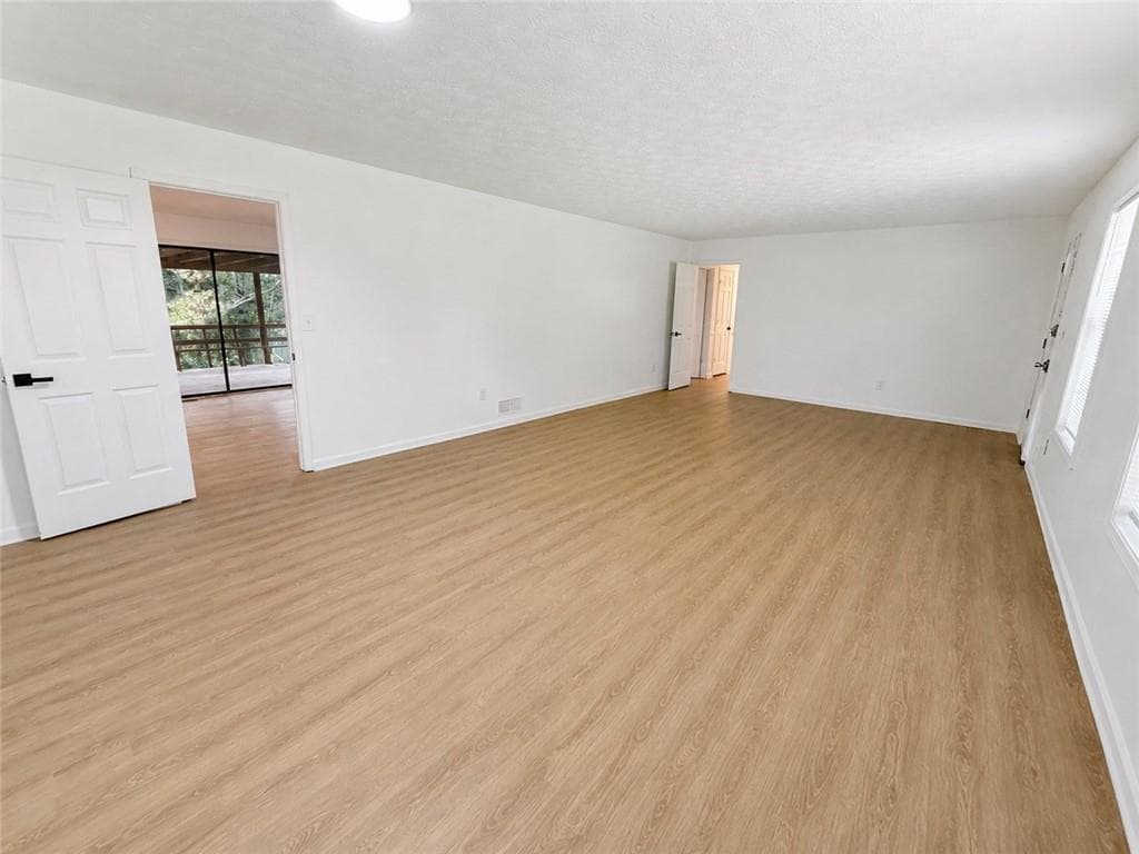 4 bedroom, 3 bathroom, 2,342 sq ft single family residence for sale at 177 Northwind Court, Lilburn, GA 30047 — photo 3