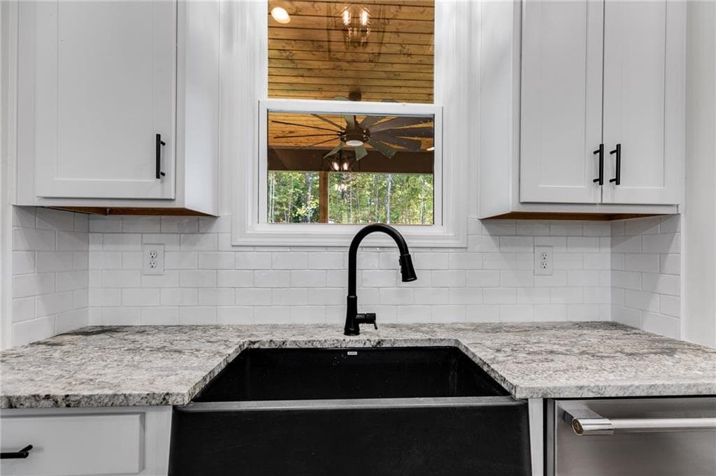 4 bedroom, 2 bathroom, 1,890 sq ft single family residence under contract at 230 Banks Path, Dallas, GA 30157 — photo 10
