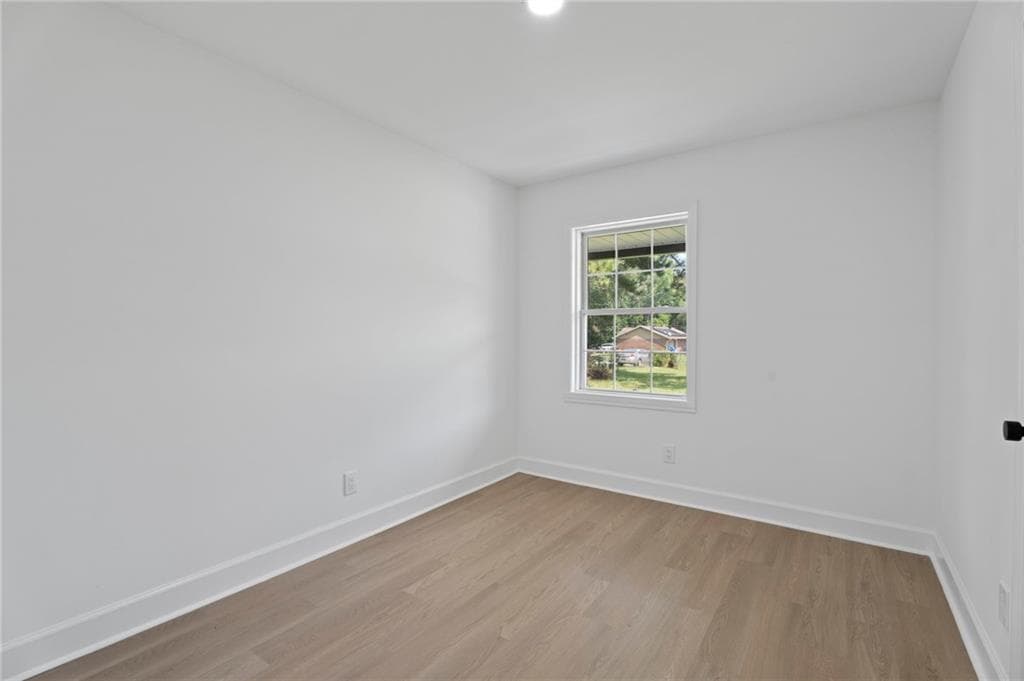 4 bedroom, 2 bathroom, 1,512 sq ft single family residence for sale at 6787 Dnae Ct, Riverdale, GA 30274 — photo 10