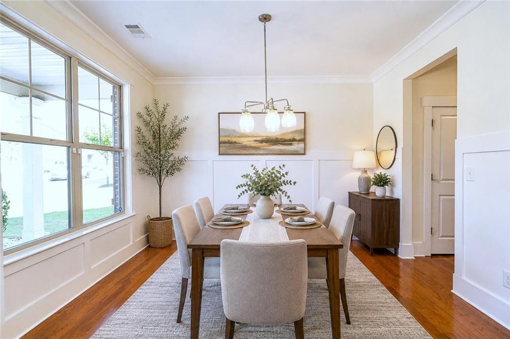 5 bedroom, 3 bathroom, 2,804 sq ft single family residence for sale at 1777 Weatherbrook Circle, Lawrenceville, GA 30043 — photo 7