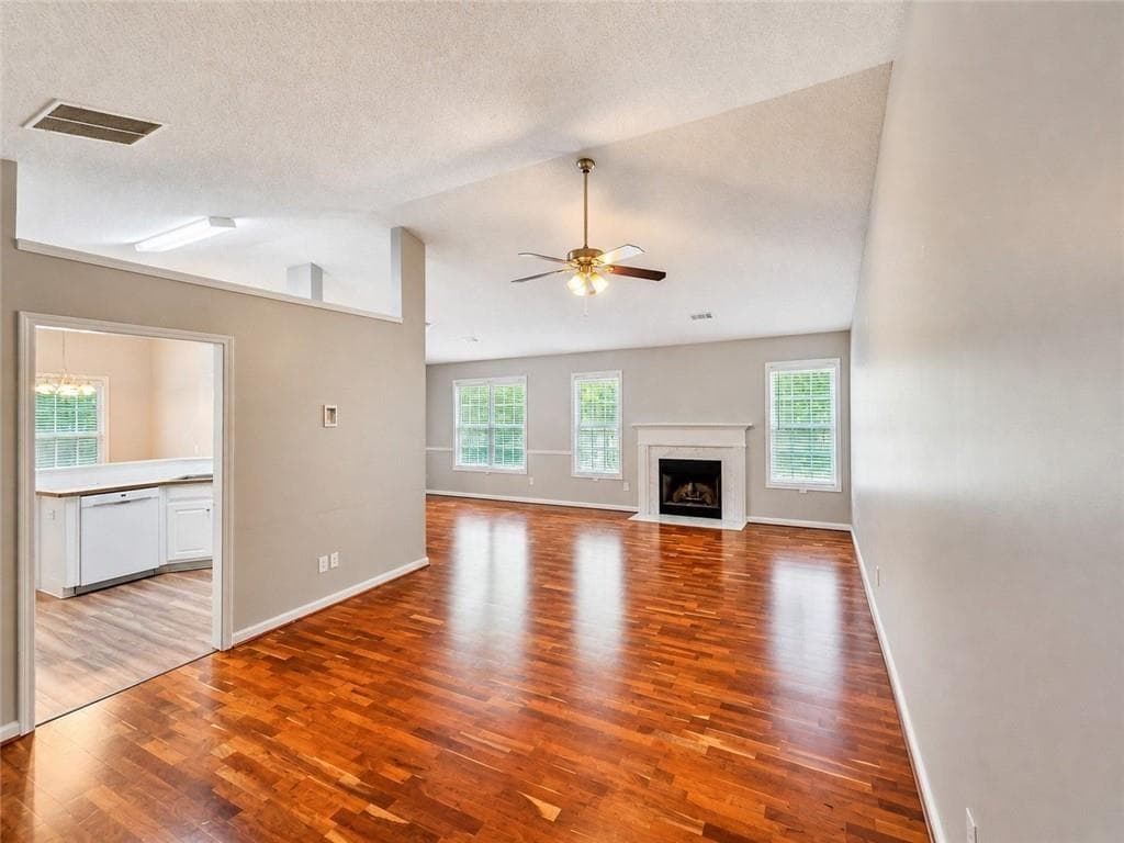 3 bedroom, 2 bathroom, 1,614 sq ft single family residence for sale at 1620 Madison Drive, Bethlehem, GA 30620 — photo 3