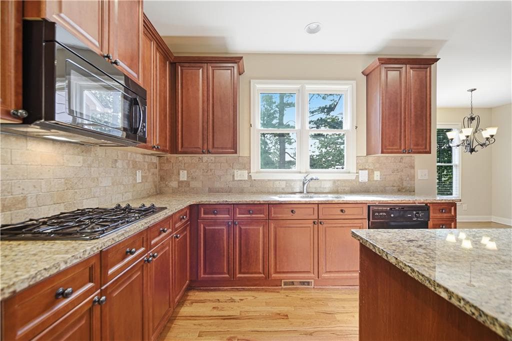 4 bedroom, 4 bathroom, 4,808 sq ft single family residence for sale at 700 Washington Way, Cumming, GA 30040 — photo 9