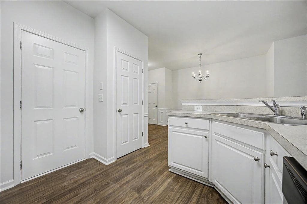 3 bedroom, 3 bathroom, 1,644 sq ft townhouse for rent at 1998 Hailston Drive, Duluth, GA 30097 for $2,100 a month — photo 4