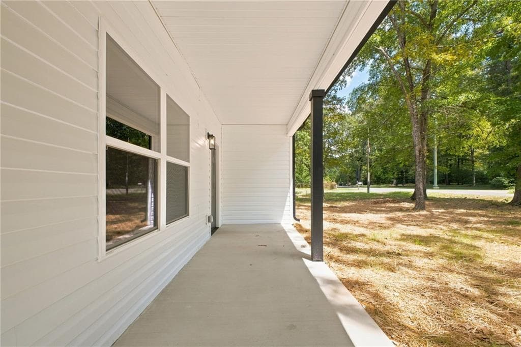 3 bedroom, 2 bathroom, 1,500 sq ft single family residence for sale at 45 Albert Avenue, Rome, GA 30165 — photo 4