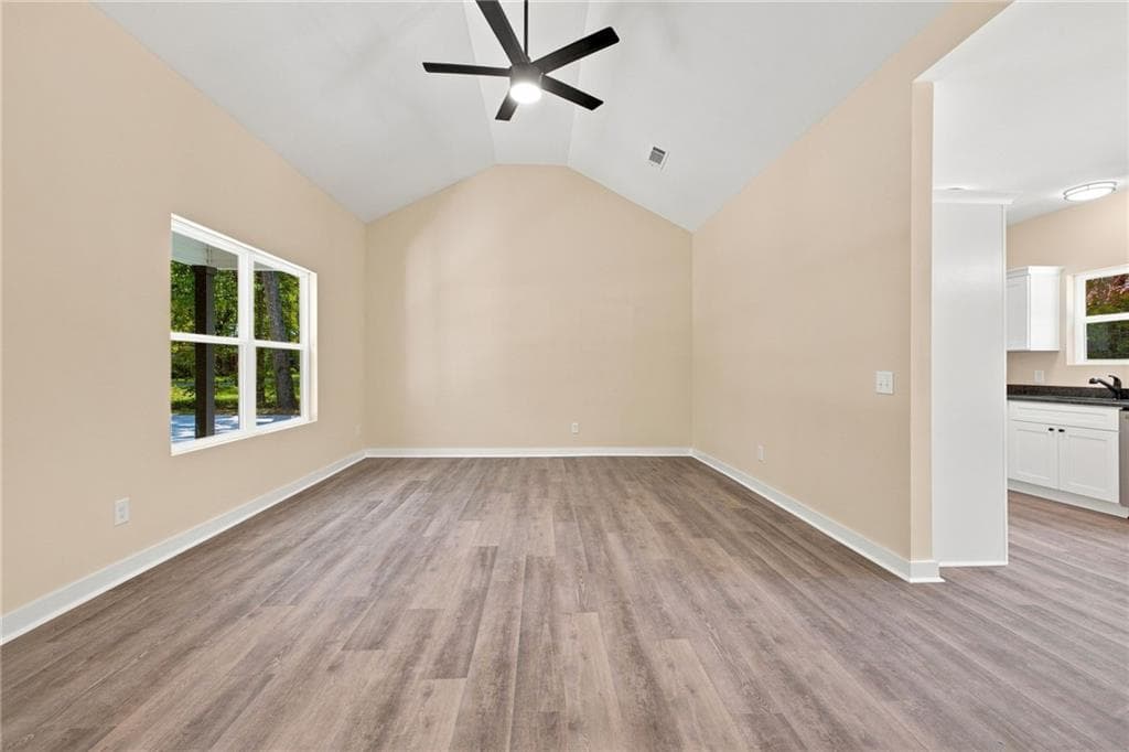 3 bedroom, 2 bathroom, 1,500 sq ft single family residence for sale at 45 Albert Avenue, Rome, GA 30165 — photo 6
