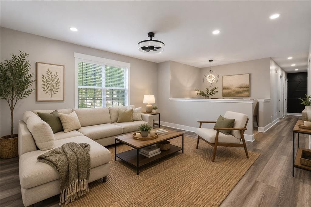 5 bedroom, 2 bathroom, 1,736 sq ft single family residence under contract at 7201 Woodcreek Way, Douglasville, GA 30134 — photo 6