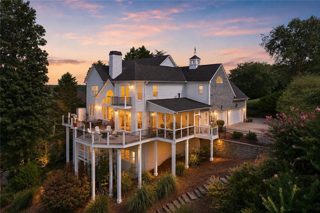 6 bedroom, 6 bathroom, 5,708 sq ft single family residence for sale at 3466 Westhampton Way, Gainesville, GA 30506 — photo 8