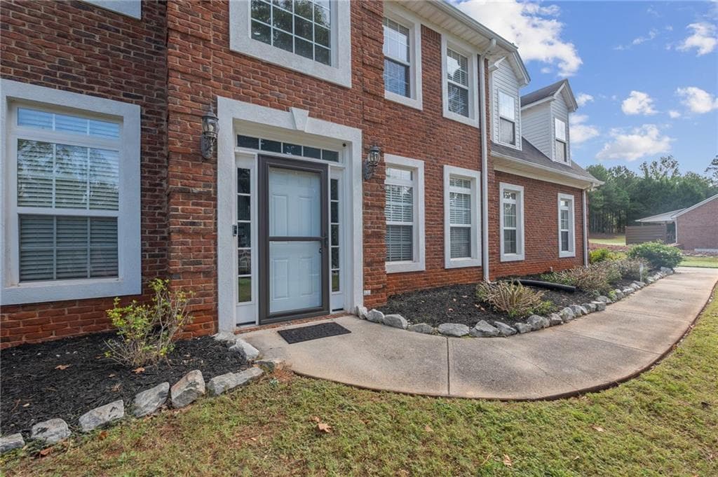 4 bedroom, 3 bathroom, 2,782 sq ft single family residence for sale at 1433 Cotton Trail, Conyers, GA 30094 — photo 2