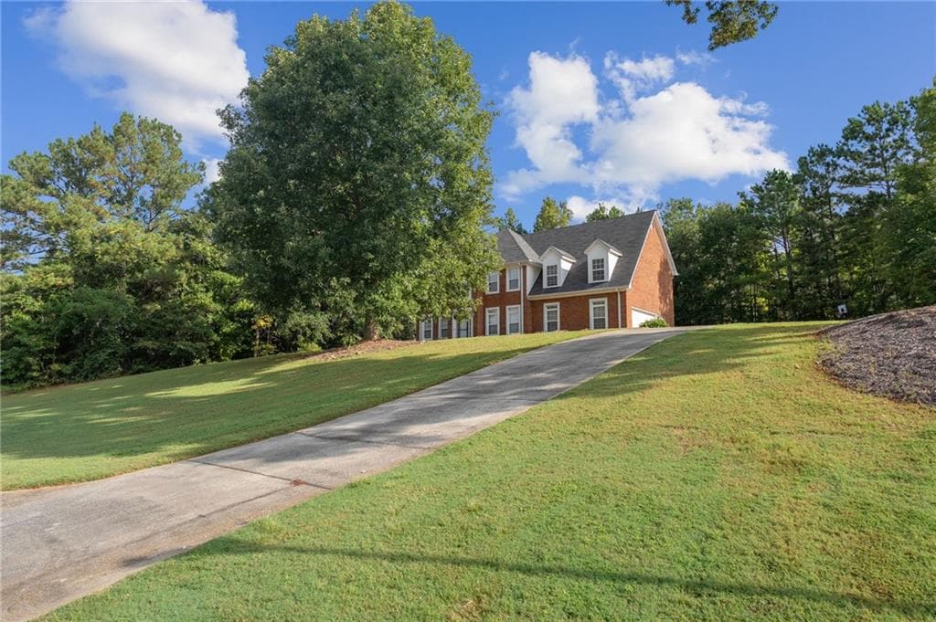 4 bedroom, 3 bathroom, 2,782 sq ft single family residence for sale at 1433 Cotton Trail, Conyers, GA 30094 — photo 4