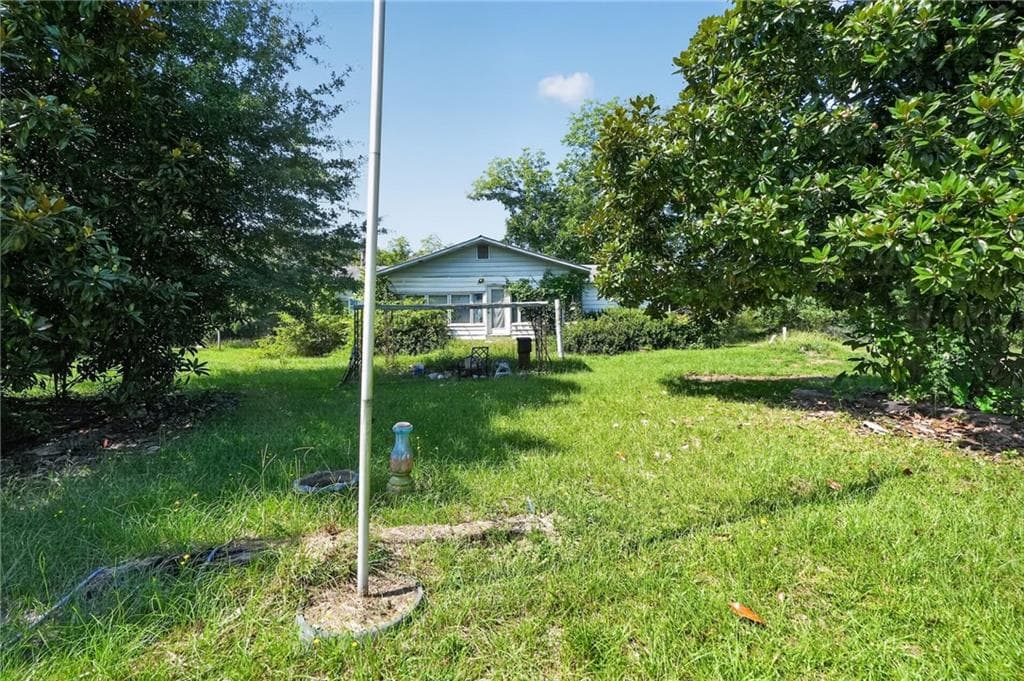 4 bedroom, 2 bathroom, 1,800 sq ft single family residence under contract at 3443 Springhill church rd, Blythe, GA 30805 — photo 2