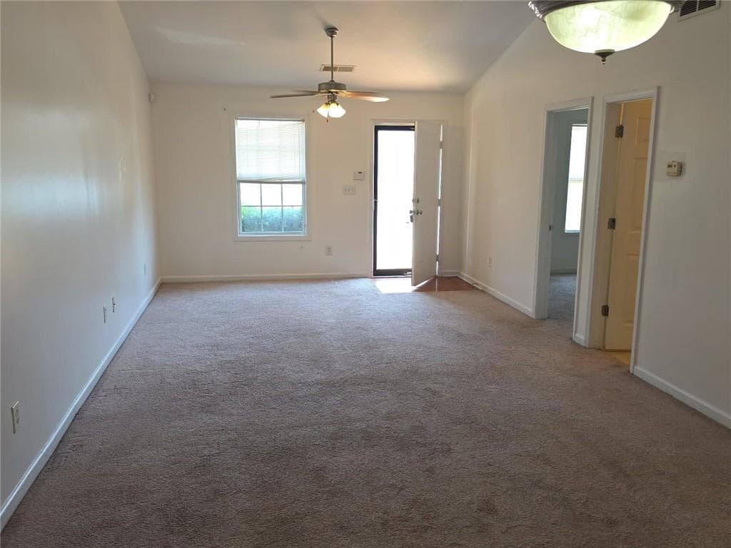 2 bedroom, 2 bathroom, 1,092 sq ft townhouse for rent at 163 Harvest Court 163, Milledgeville, GA 31061 for $1,310 a month — photo 2