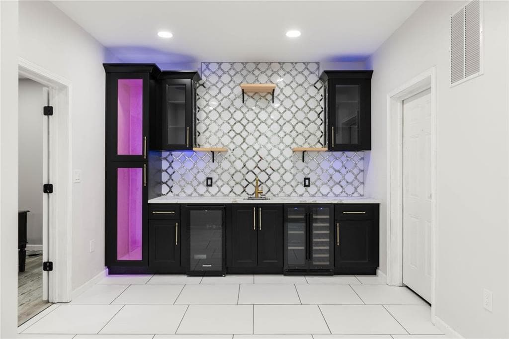 6 bedroom, 6 bathroom, 5,415 sq ft single family residence under contract at 2520 Westchester Way, Conyers, GA 30013 — photo 9