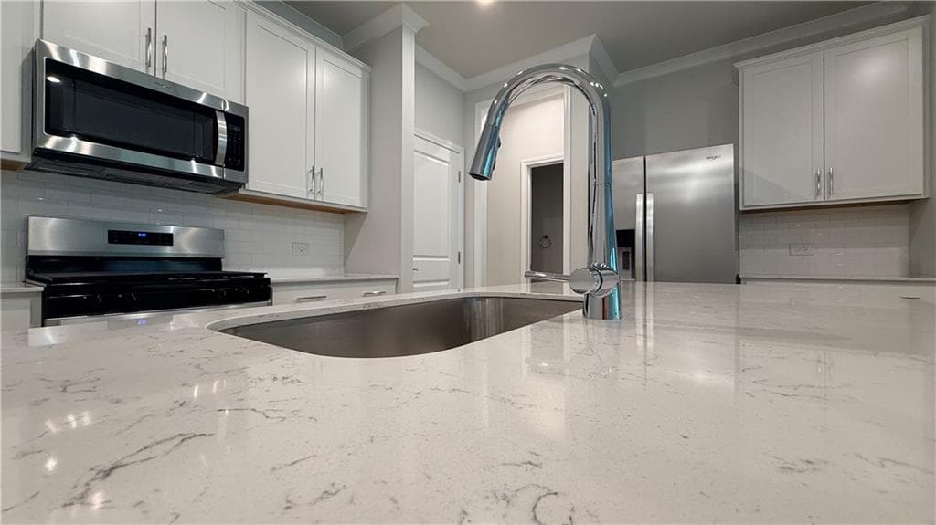 3 bedroom, 3 bathroom, 2,035 sq ft townhouse for rent at 3235 Cherry Grove Way, Cumming, GA 30040 for $2,395 a month — photo 8