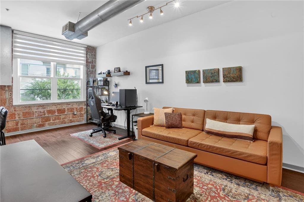 1 bedroom, 1 bathroom, 625 sq ft condominium for sale at 800 Peachtree Street 8303, Atlanta, GA 30308 — photo 5