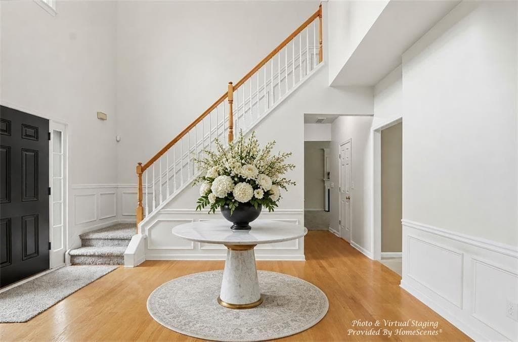4 bedroom, 3 bathroom, 2,854 sq ft single family residence under contract at 1736 Watford Glen, Lawrenceville, GA 30043 — photo 4