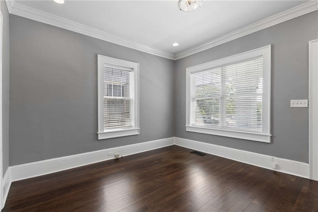 3 bedroom, 2 bathroom, 1,450 sq ft single family residence under contract at 547 Parkway Drive, Atlanta, GA 30308 — photo 9