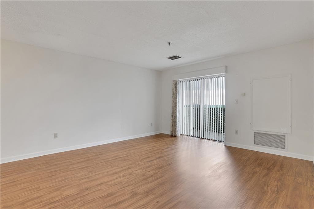 1 bedroom, 1 bathroom, 760 sq ft condominium for rent at 300 Johnson Ferry Road B1002, Sandy Springs, GA 30328 for $2,148 a month — photo 7