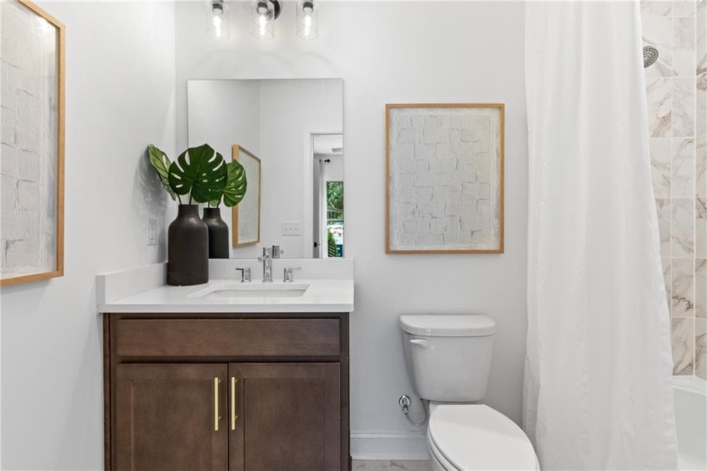 3 bedroom, 4 bathroom, 1,874 sq ft townhouse for sale at 1920 Rogers Court, Atlanta, GA 30318 — photo 6