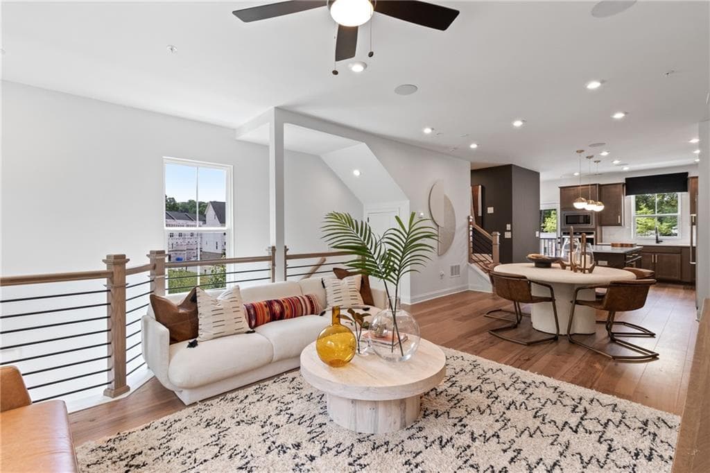 3 bedroom, 4 bathroom, 1,874 sq ft townhouse for sale at 1920 Rogers Court, Atlanta, GA 30318 — photo 10