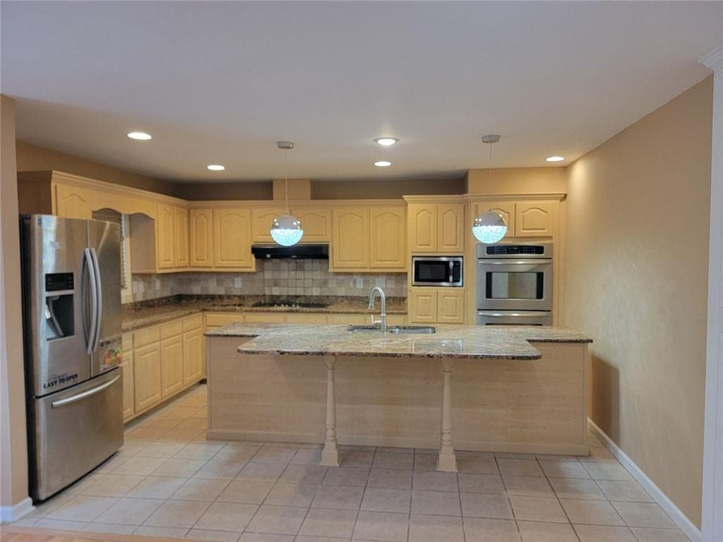 4 bedroom, 2 bathroom, 2,234 sq ft single family residence for rent at 4051 Warrior Trail, Snellville, GA 30083 for $2,400 a month — photo 2