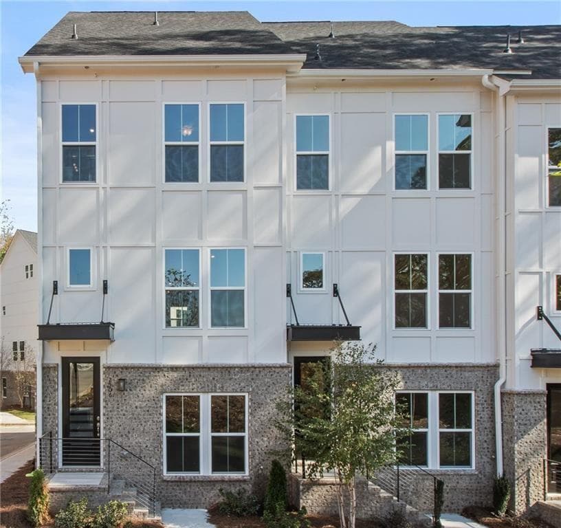 3 bedroom, 4 bathroom, 1,874 sq ft townhouse for sale at 1926 Rogers Court, Atlanta, GA 30318