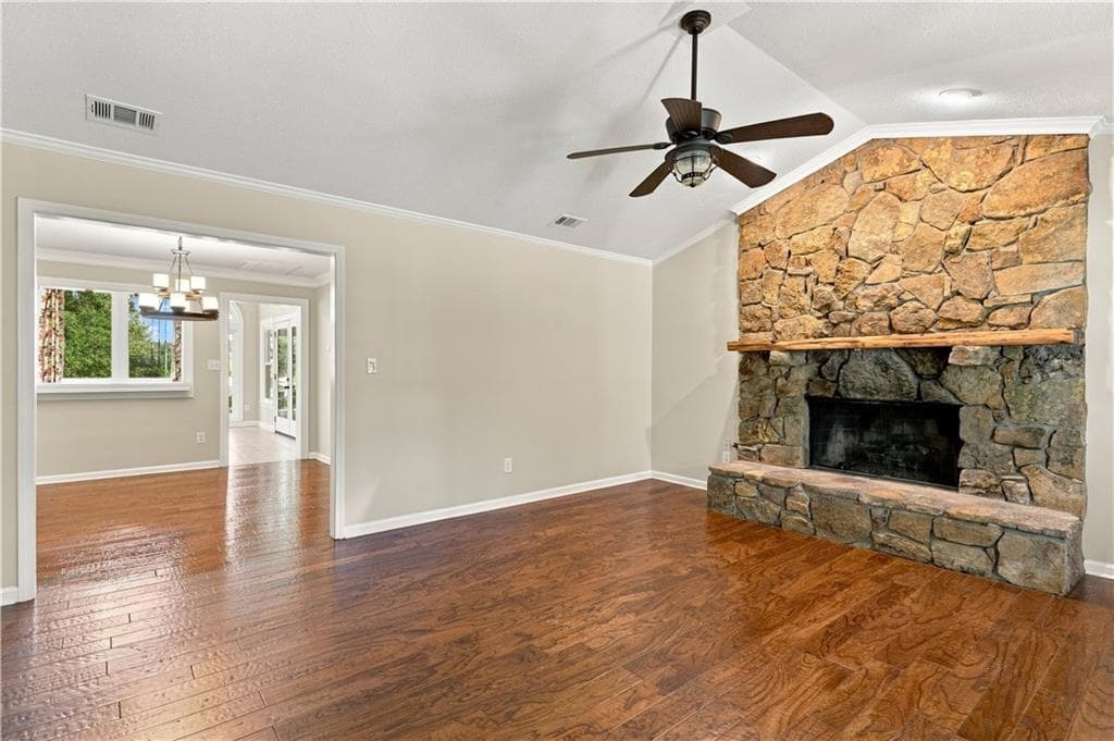 4 bedroom, 2 bathroom, 2,259 sq ft single family residence under contract at 134 Hawkins Road, Armuchee, GA 30105 — photo 10