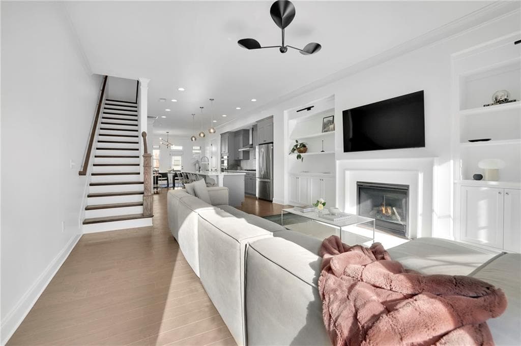 3 bedroom, 4 bathroom, 1,836 sq ft townhouse for sale at 2376 Provence Park Way, Decatur, GA 30033 — photo 5