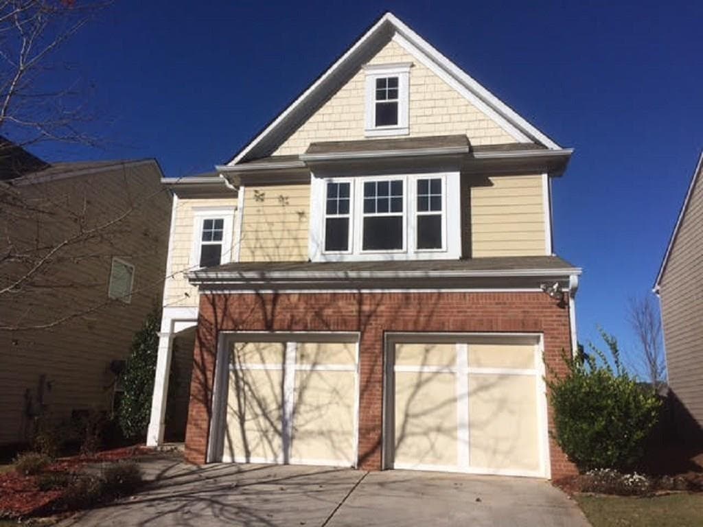 3 bedroom, 3 bathroom, 1,954 sq ft single family residence for rent at 5720 Weddington Drive, Cumming, GA 30040 for $2,300 a month