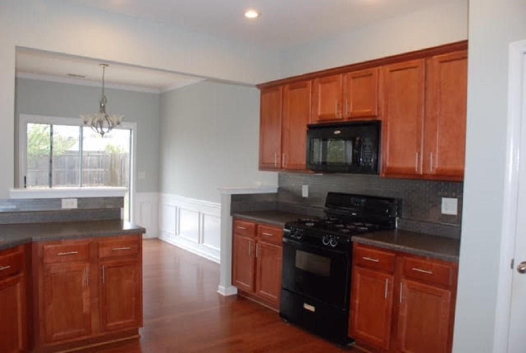 3 bedroom, 3 bathroom, 1,954 sq ft single family residence for rent at 5720 Weddington Drive, Cumming, GA 30040 for $2,300 a month — photo 3