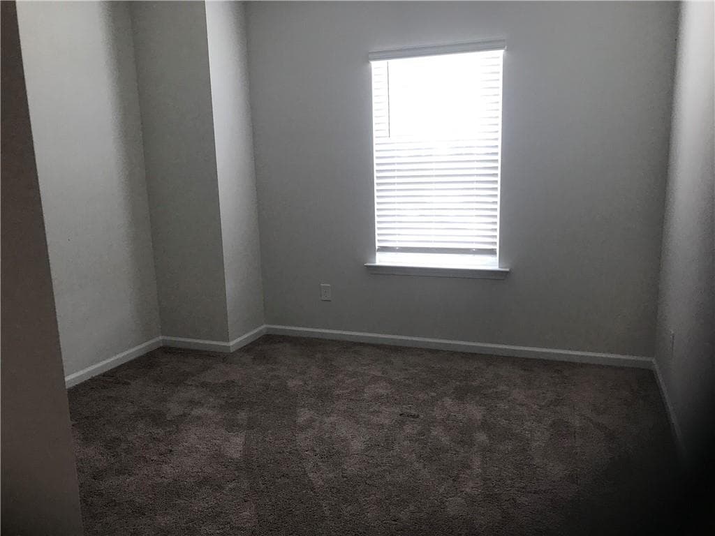 3 bedroom, 3 bathroom, 2,144 sq ft townhouse under contract at 21 Kane Drive, Jasper, GA 30143 — photo 6
