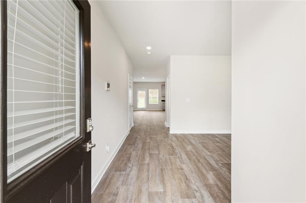4 bedroom, 3 bathroom, 2,700 sq ft single family residence for sale at 355 Jarrett Street, Fairburn, GA 30213 — photo 6