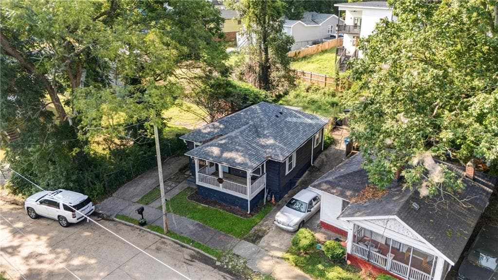 3 bedroom, 2 bathroom, 1,098 sq ft single family residence for sale at 988 Ashby Terrace, Atlanta, GA 30314