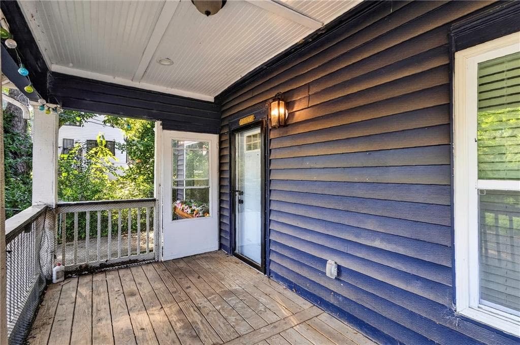 3 bedroom, 2 bathroom, 1,098 sq ft single family residence for sale at 988 Ashby Terrace, Atlanta, GA 30314 — photo 6