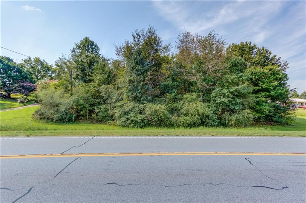 unimproved land under contract at 10154 Duncan Bridge Road, Cleveland, GA 30528 — photo 2