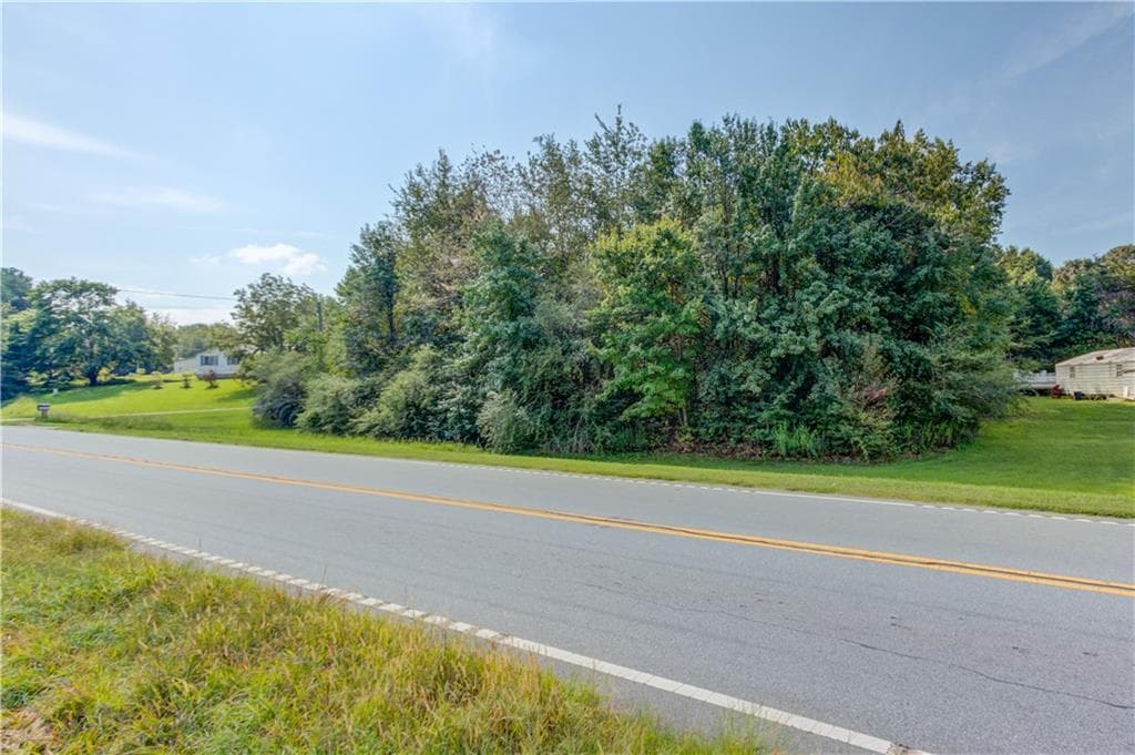 unimproved land under contract at 10154 Duncan Bridge Road, Cleveland, GA 30528 — photo 3