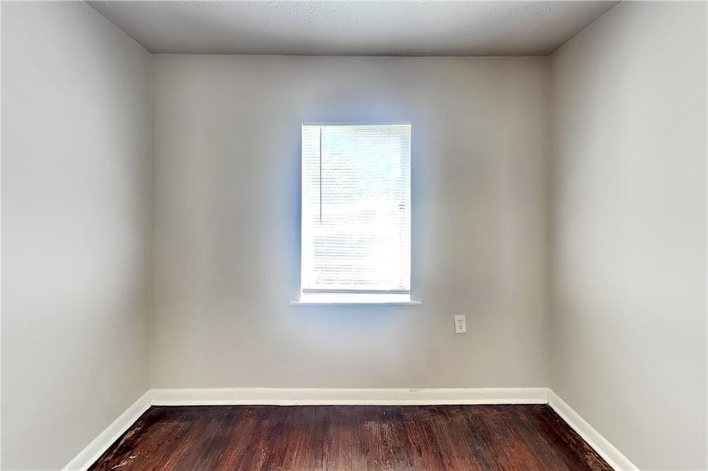 2 bedroom, 1 bathroom, 656 sq ft duplex for rent at 177 Lawton Street Unit A, Atlanta, GA 30314 for $945 a month — photo 8