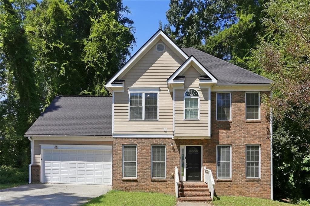 3 bedroom, 3 bathroom, 1,632 sq ft single family residence for rent at 66 Holly Road, Atlanta, GA 30314 for $2,040 a month — photo 1 of 17