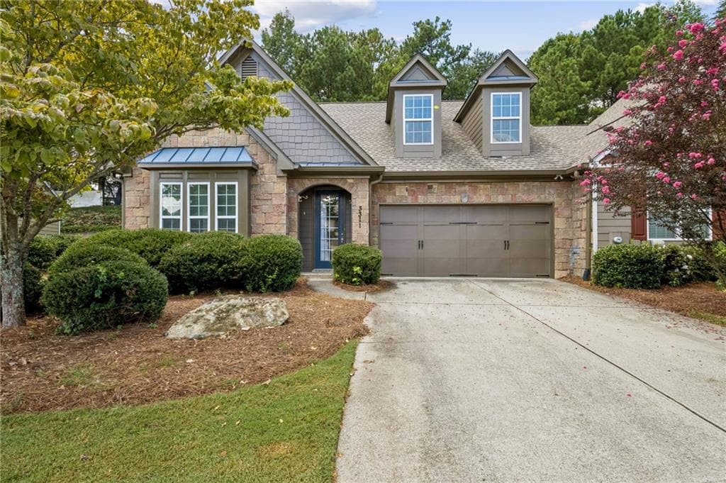 3 bedroom, 3 bathroom, 1,708 sq ft townhouse for sale at 3311 Castleberry Village Drive, Cumming, GA 30040 — photo 1 of 64