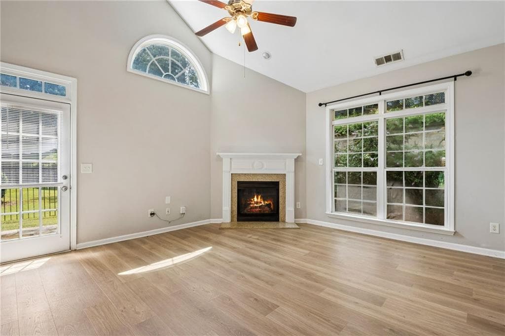 3 bedroom, 3 bathroom, 1,708 sq ft townhouse for sale at 3311 Castleberry Village Drive, Cumming, GA 30040 — photo 10