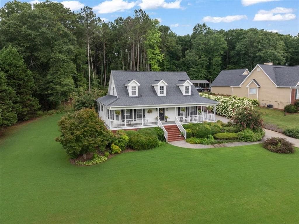 3 bedroom, 3 bathroom, 2,141 sq ft single family residence for sale at 2011 Windfield Drive, Monroe, GA 30655