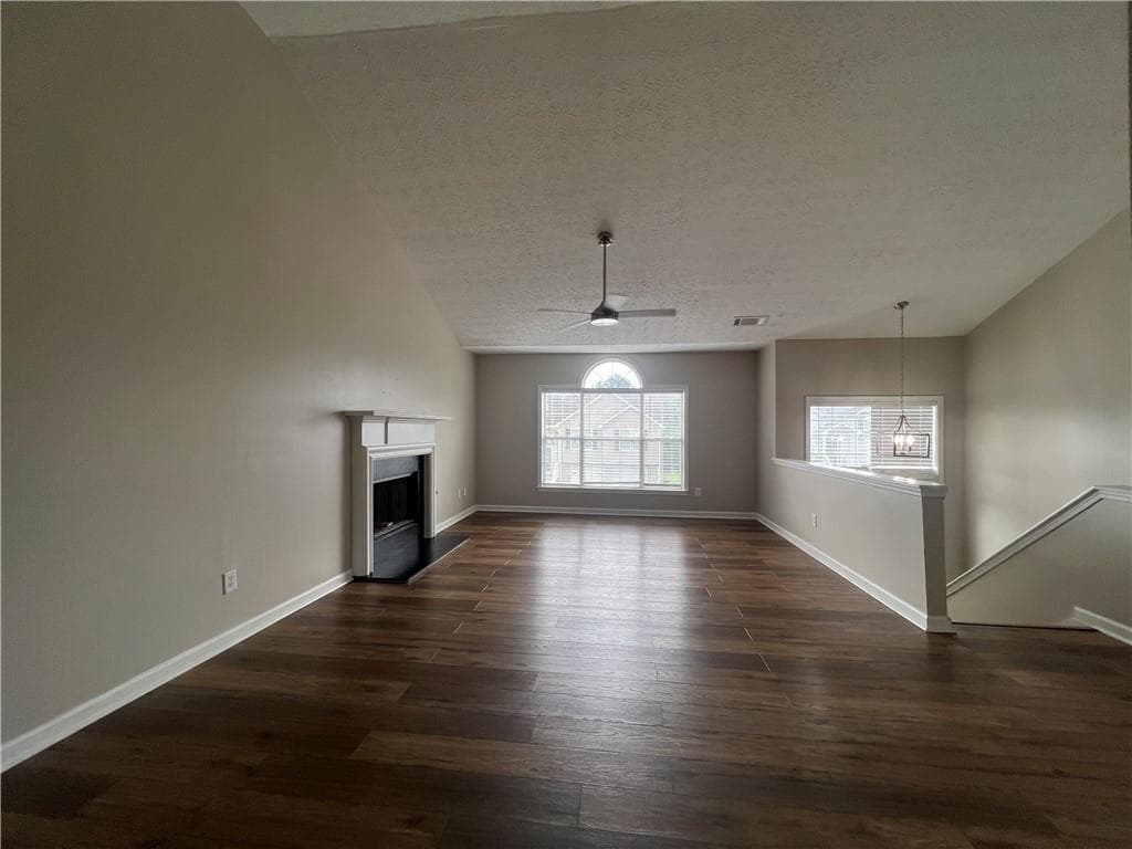 4 bedroom, 3 bathroom, 1,936 sq ft single family residence for sale at 418 Summer Hill Circle, Stockbridge, GA 30281 — photo 6