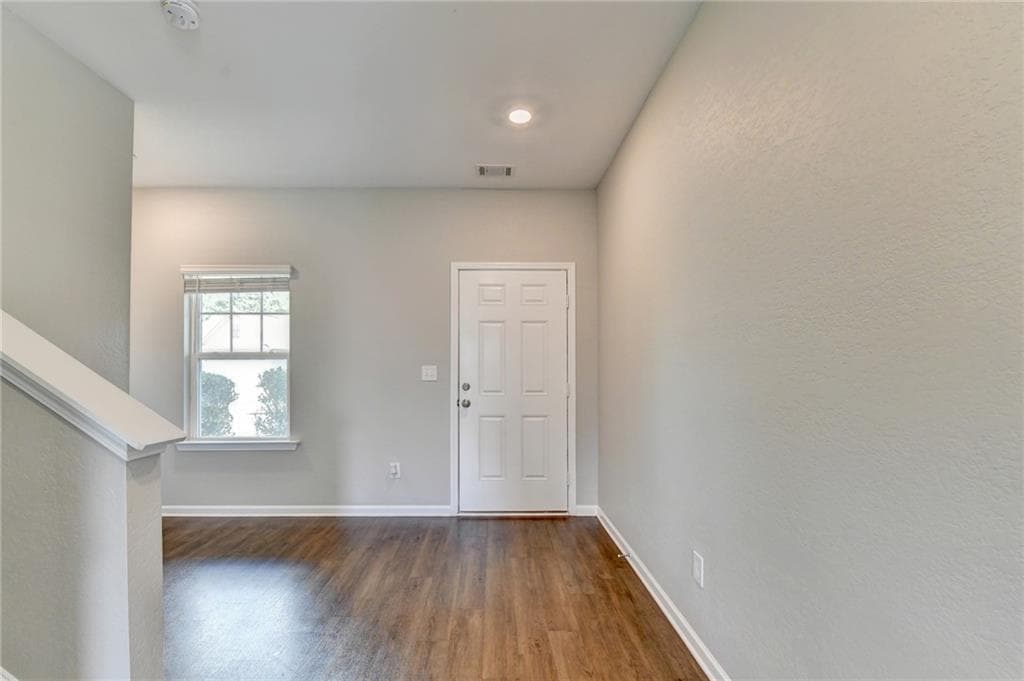 4 bedroom, 3 bathroom, 1,889 sq ft single family residence for sale at 784 Fitzroy Drive, Athens, GA 30606 — photo 6